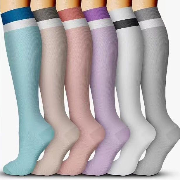 Leichte Sport-Kompressionssocken (6 Paar) - image 0