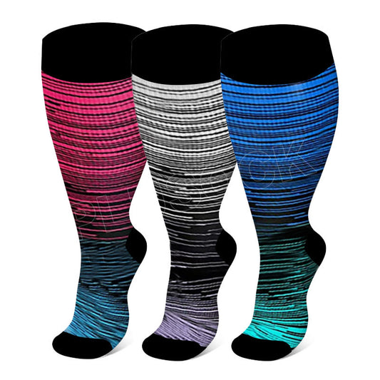 2XL-7XL Bunte Cool Lines Kompressionsstrümpfe in Übergröße (3 Paar) - image 0
