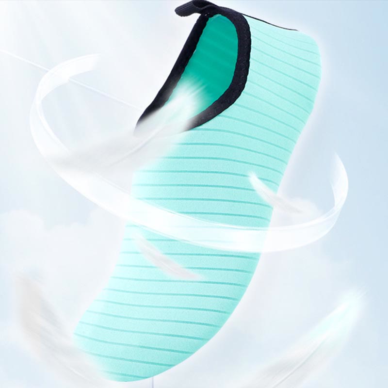 Übergröße – Lake Blue Stripes Slipper-Socken