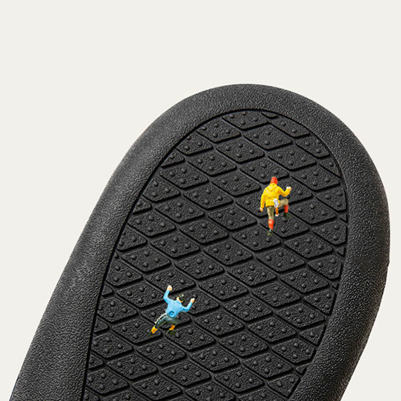 Plüsch-Hausschuhe mit weicher Sohle in Übergröße - image 8