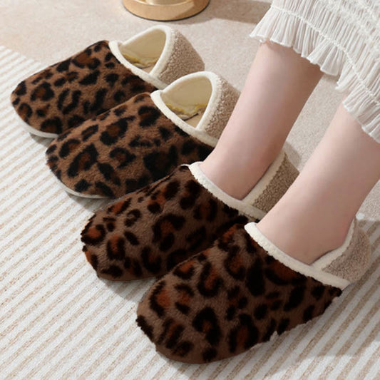 Braune Slipper-Socken mit Leopardenmuster in Übergröße