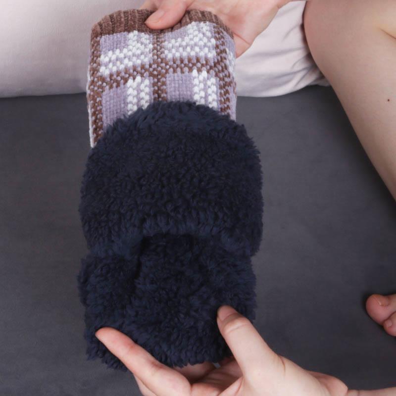 Übergrößen-Hausschuhsocken mit Gittermuster - image 4