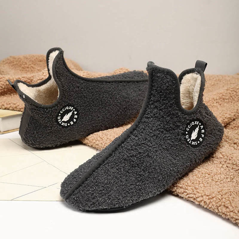 Einfarbige Plüsch-Slipper-Socken in Übergröße