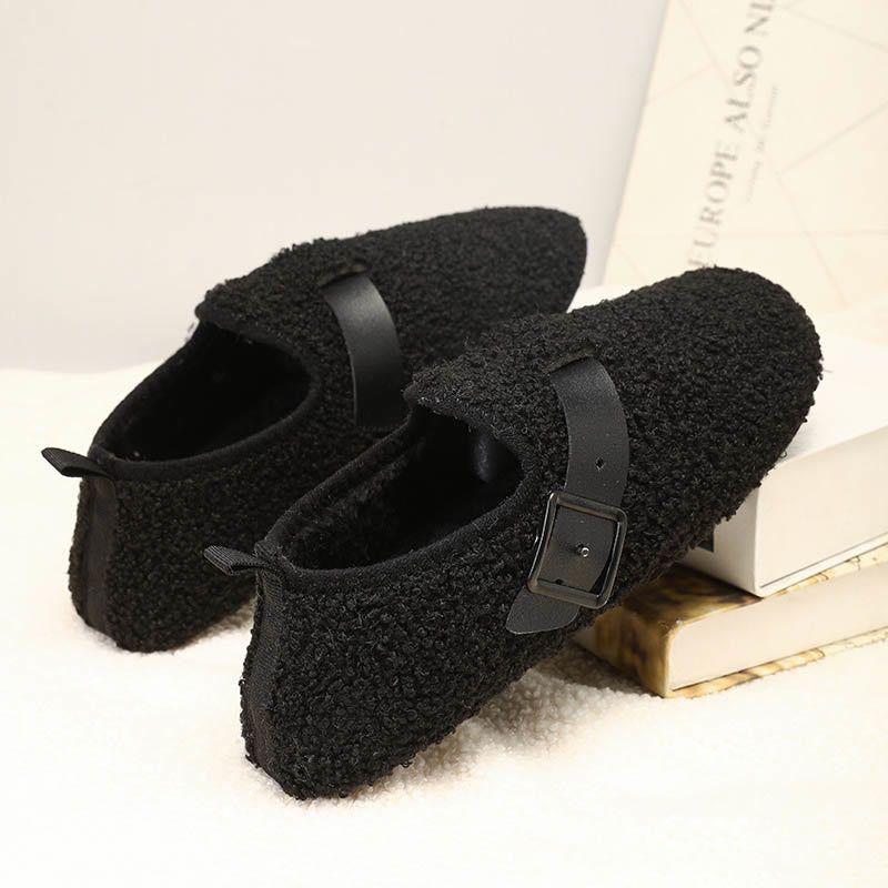 Modische Slipper-Socken mit Schnalle in Übergröße