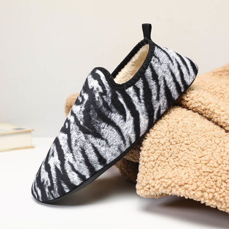 Tiger-Hausschuhsocken in Übergröße - image 7