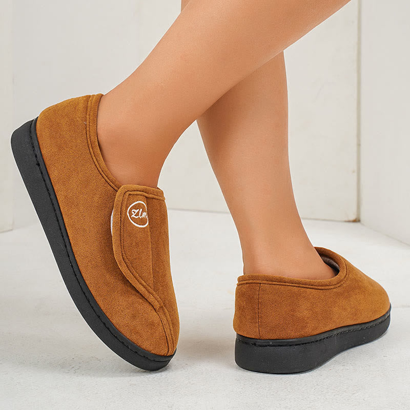 Einfarbige Hausschuhsocken in Übergröße mit dicker Sohle - image 1