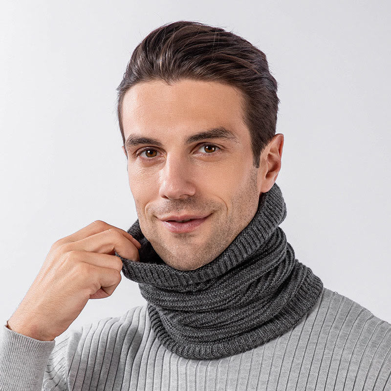 Einfarbiges, schlichtes 2-in-1-Set mit Beanie-Schal und Strick