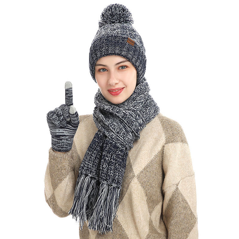 Klassisches 3-in-1-Set mit passenden Handschuhen, Beanie und Schal