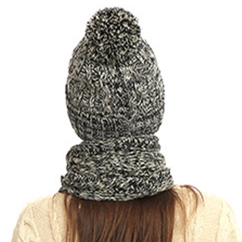Klassisches 3-in-1-Set mit passenden Handschuhen, Beanie und Schal