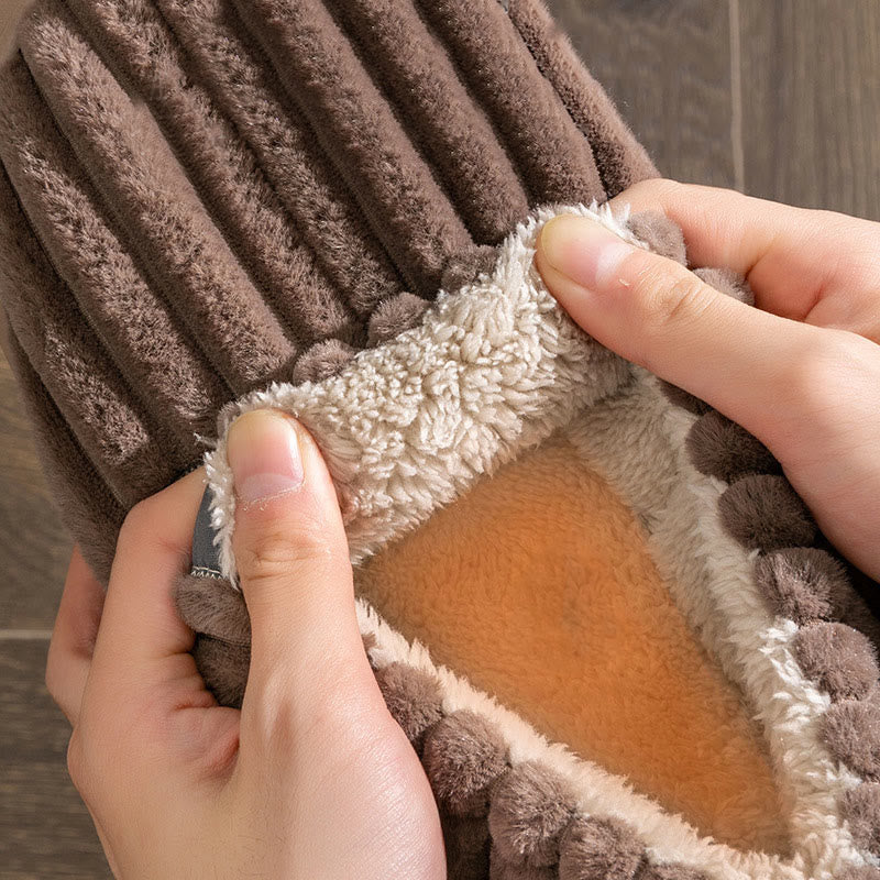 Plüsch-Winterhausschuhe in Übergröße - image 9