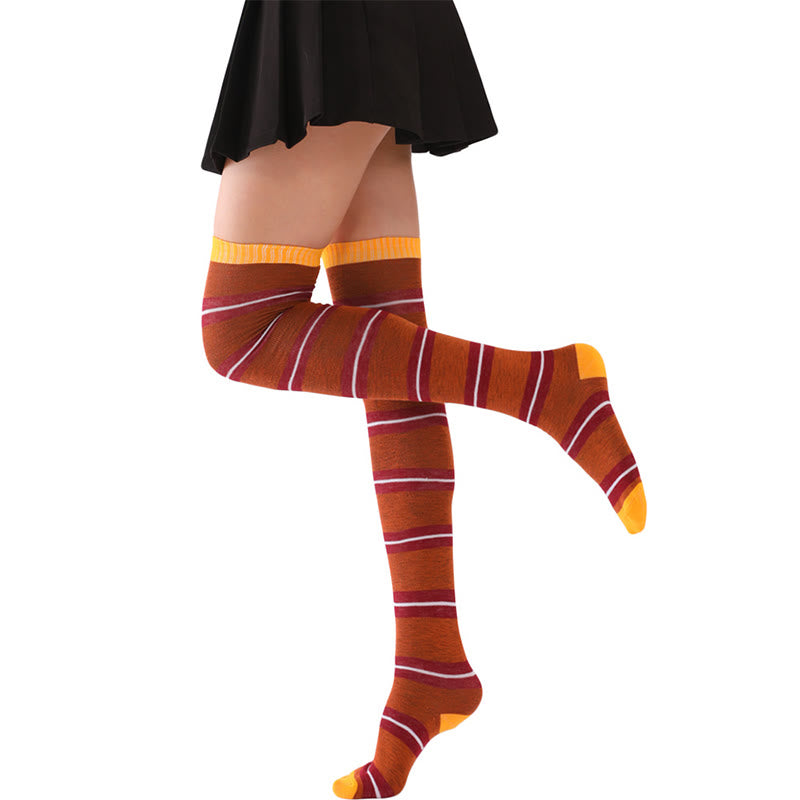 Oberschenkelhohe Socken mit breiten Streifen (6 Paar)
