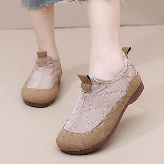 Gesteppte, weiche Hausschuhe in Übergröße