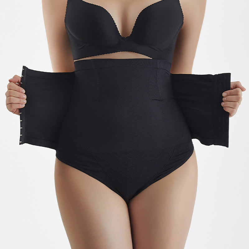 Figurformender Tanga mit hoher Taille in Übergröße