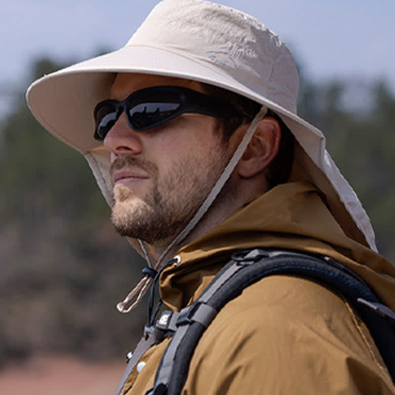 Bucket Hat mit abnehmbarer Gesichtsmaske - image 1