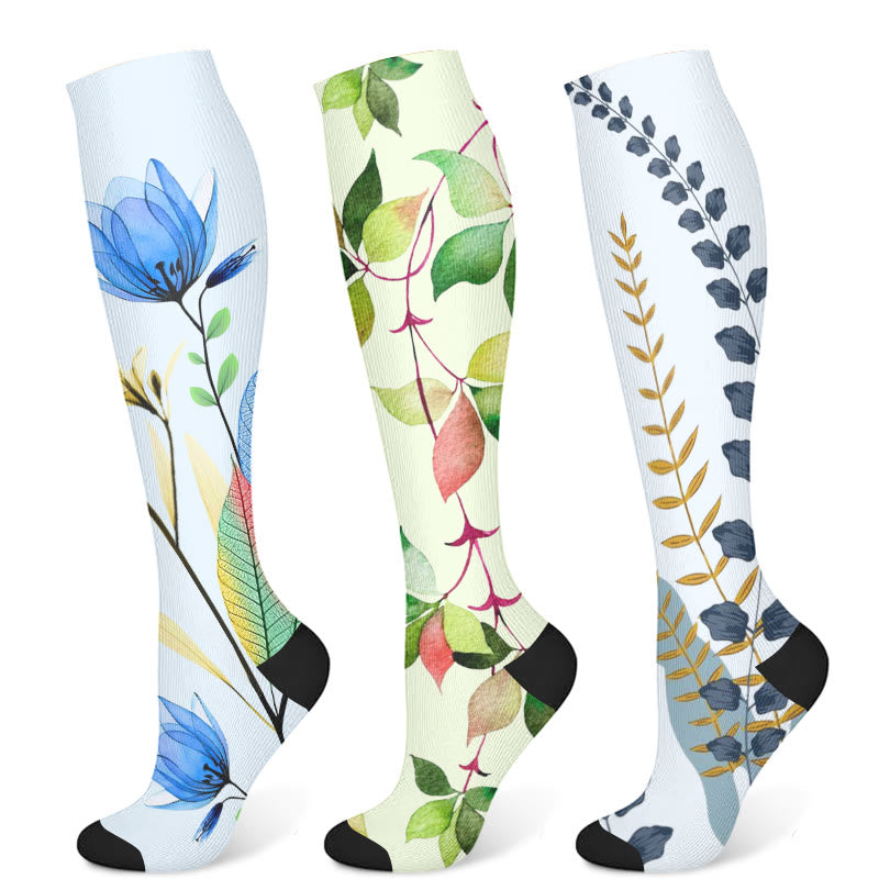 Kompressionsstrümpfe mit grünen Blättern und blauen Blumen (3 Paar) - Mehrfarbig - S/M - image 5