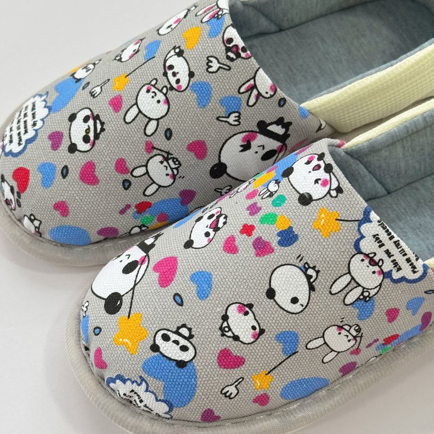 Niedliche rutschfeste Canvas-Hausschuhe mit Tiermuster - image 11