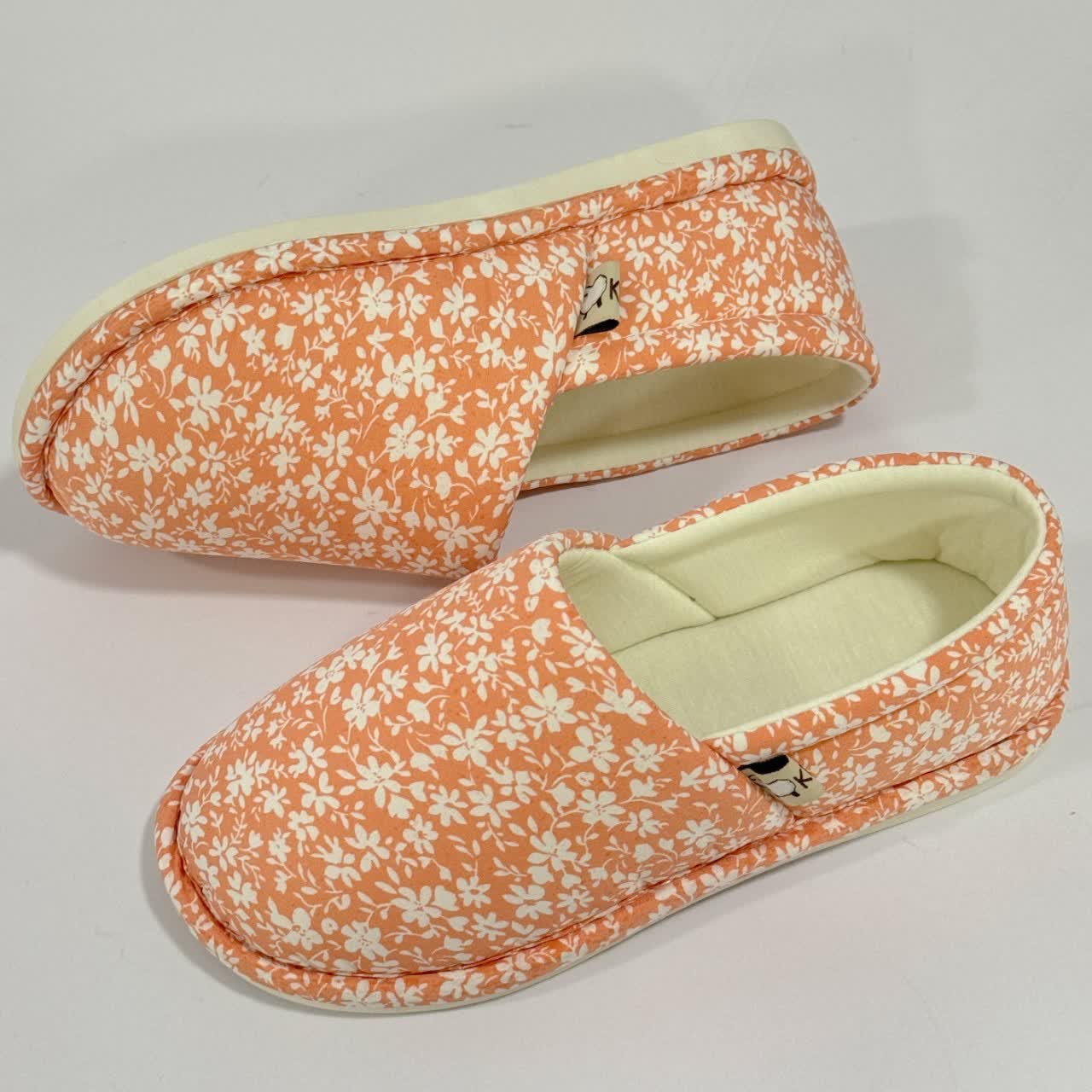 Rustikale, florale, rutschfeste Hausschuhe aus Segeltuch - image 6