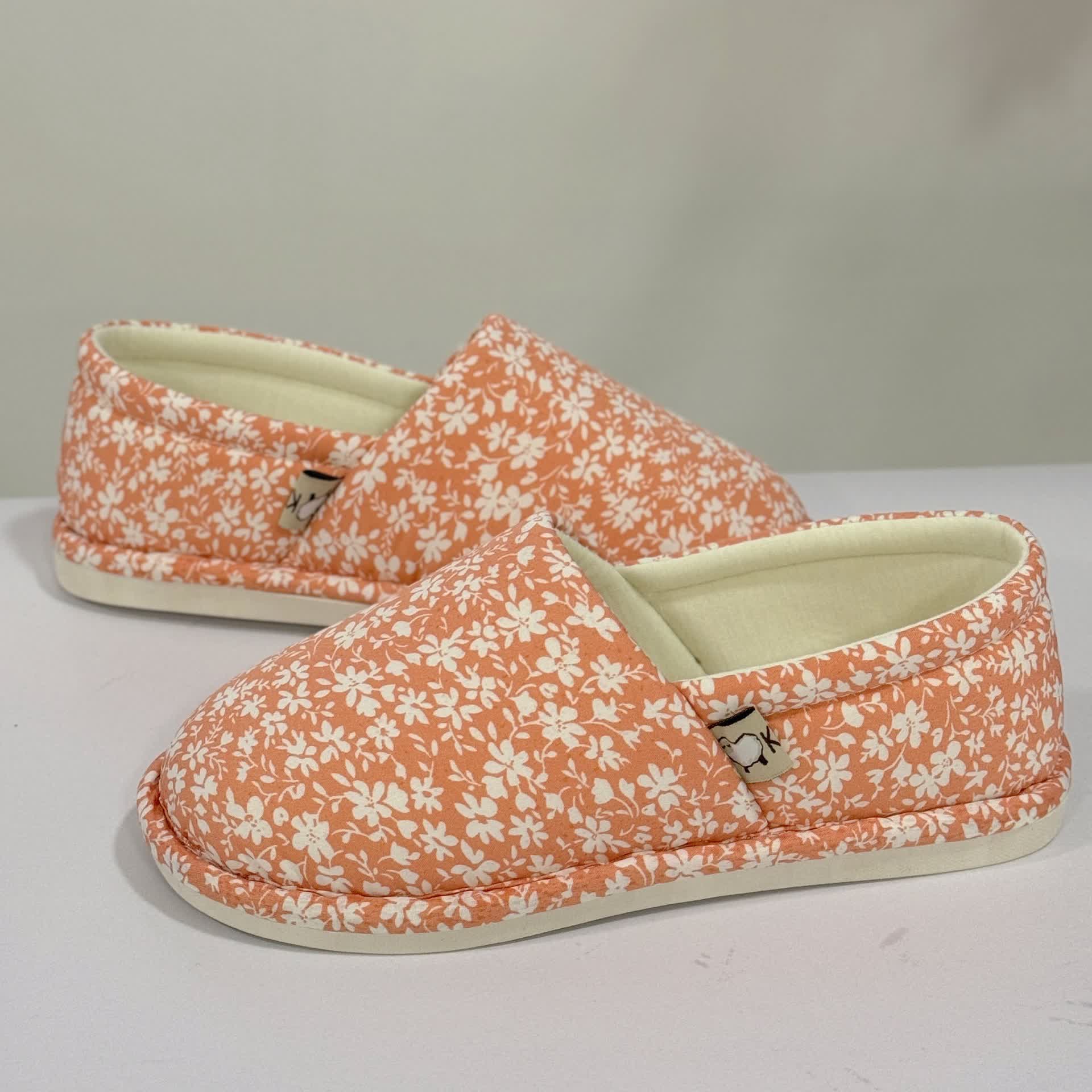 Rustikale, florale, rutschfeste Hausschuhe aus Segeltuch - image 7