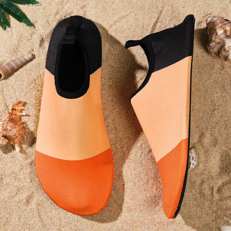 Rutschfeste, atmungsaktive Strandschuhe mit buntem Muster