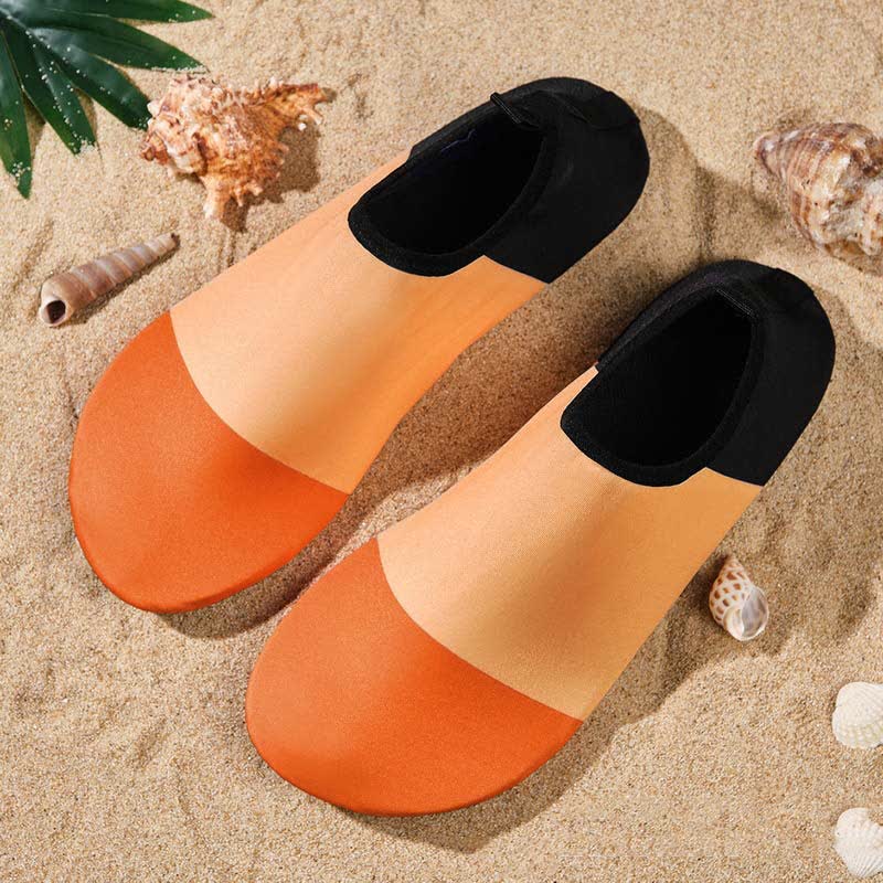Rutschfeste, atmungsaktive Strandschuhe mit buntem Muster