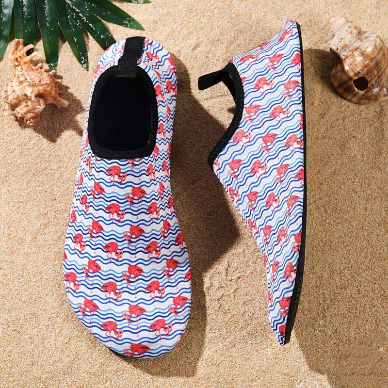 Rutschfeste, atmungsaktive Strandschuhe mit buntem Muster