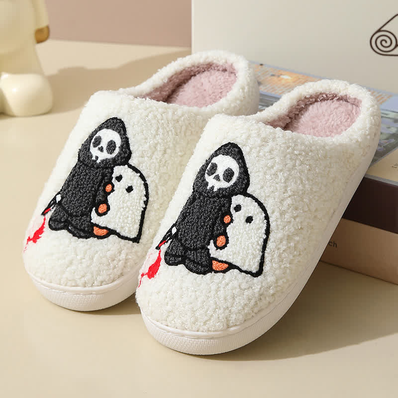 Flauschige Hausschuhe mit Cartoon-Totenkopf-Geister-Print - Weiß - EU43-44 (US9-10) - image 4