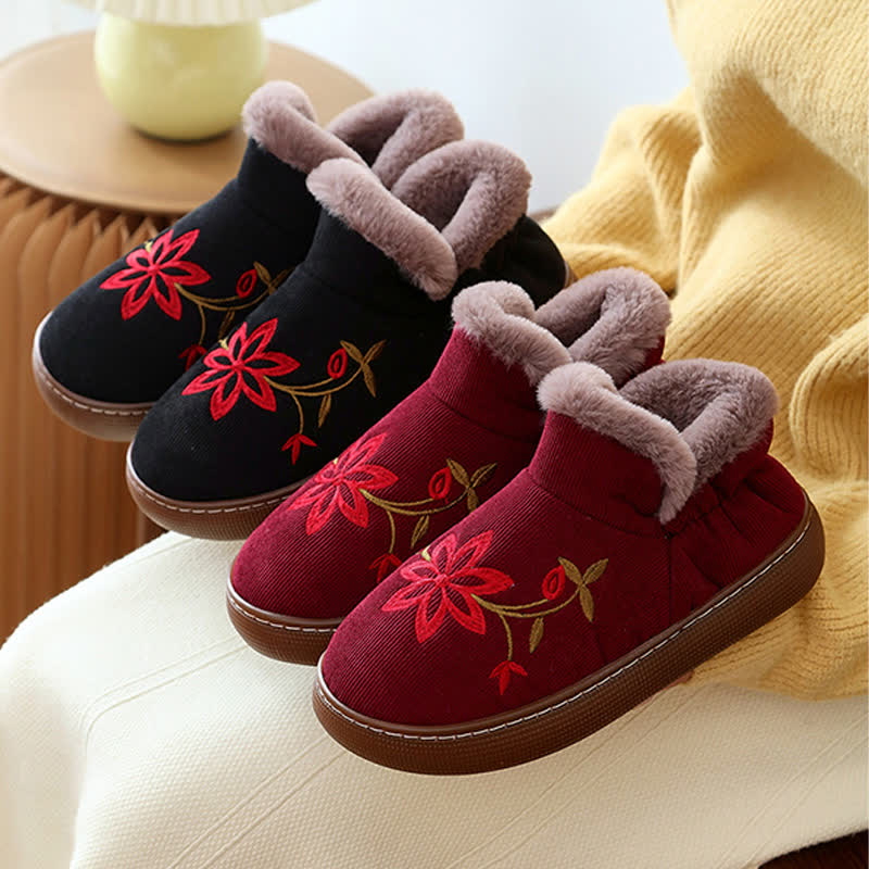 Rutschfeste warme Hausschuhe mit Blumenstickerei - image 1