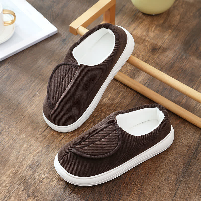 Rutschfeste, warme Hausschuhe mit Klettverschluss in Übergröße - Braun - EU46-47 (US12-12,5) - image 9