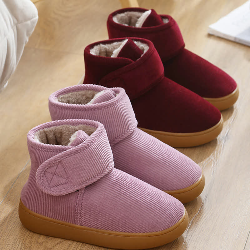 Hohe, warme Hausschuhe mit Klettverschluss - image 3