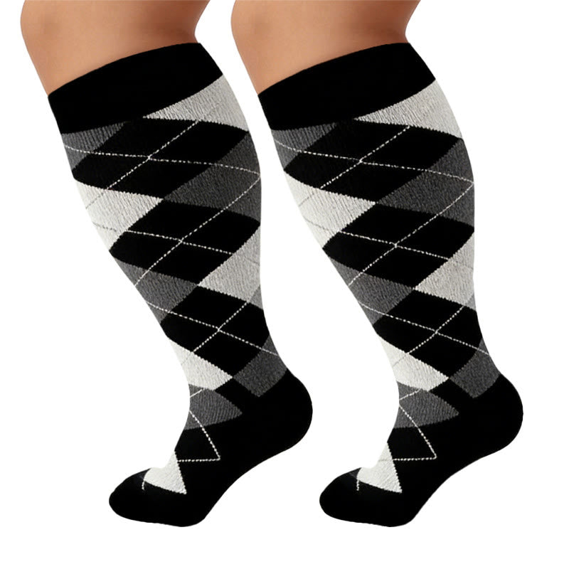 Rautenförmige Kompressionsstrümpfe in Übergrößen 2XL-7XL (3 Paar) - image 14