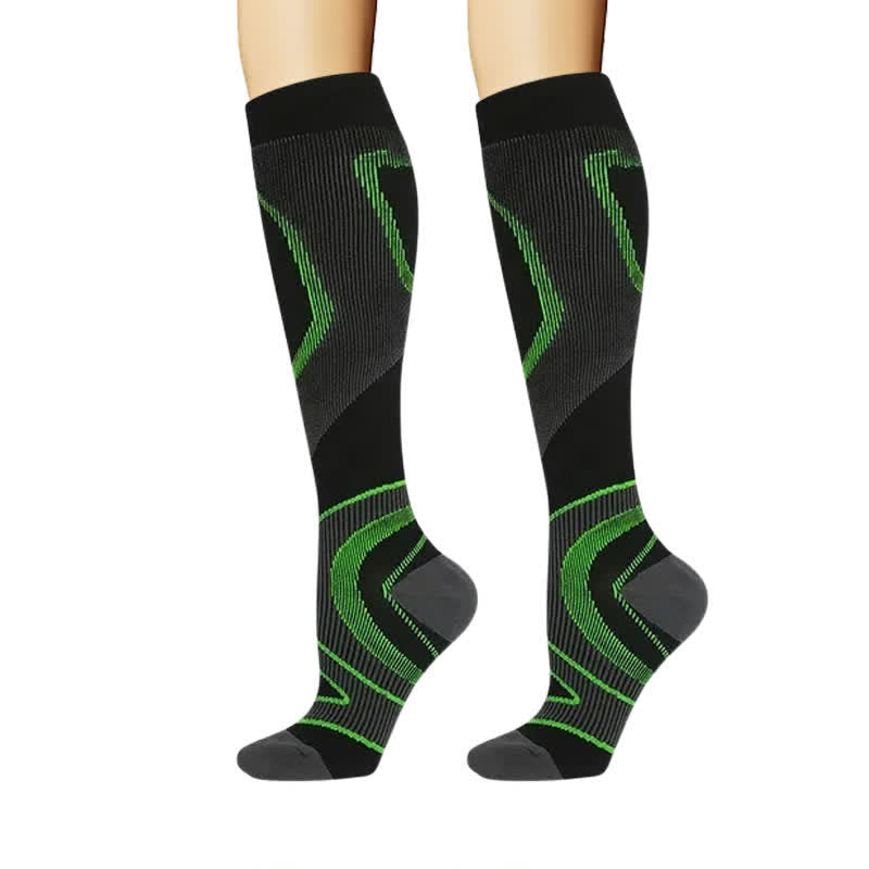 Sportliche Kompressionsstrümpfe mit geometrischem Muster (4 Paar) - Schwarz - L/XL - image 4