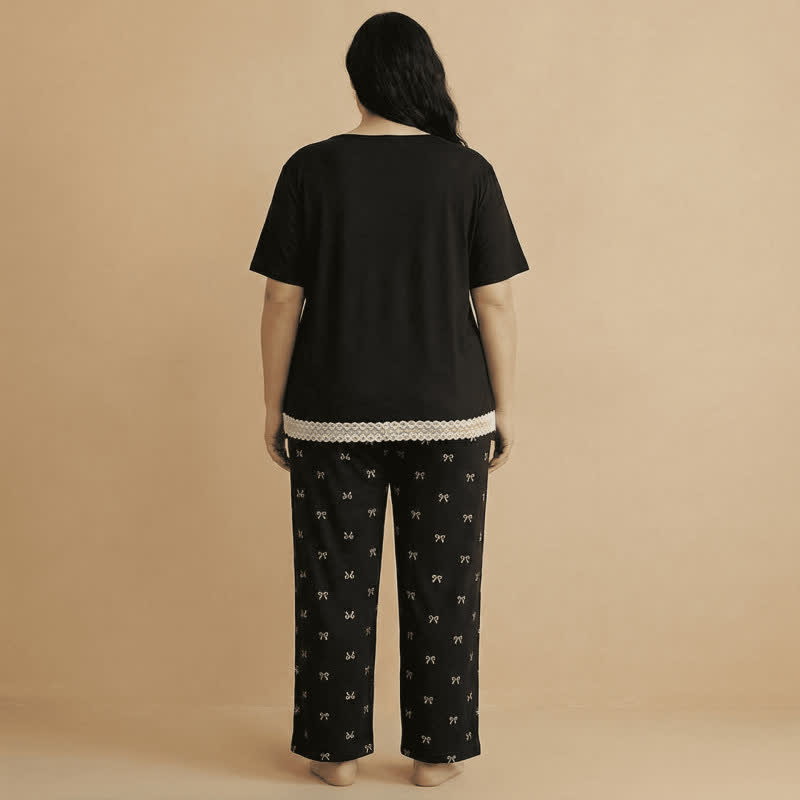 Pyjama-Set mit Spitzenbesatz und Schleife - image 4