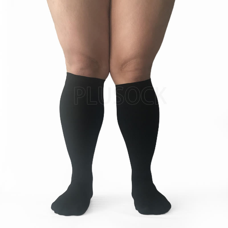 2XL-7XL Schwarze Kompressionsstrümpfe in Übergröße (15–20 mmHg)