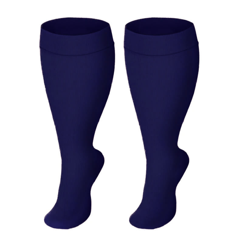 Einfarbige Kompressionsstrümpfe mit weiter Wade in Übergröße (3 Paar) - Marineblau - 4XL - image 1
