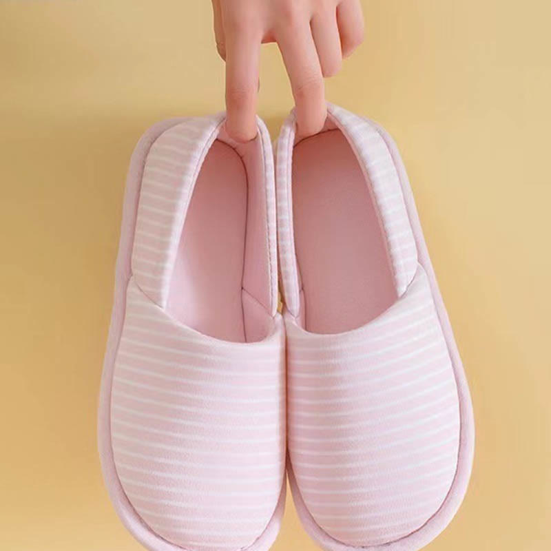 Gestreifte Slipper-Socken in Übergröße