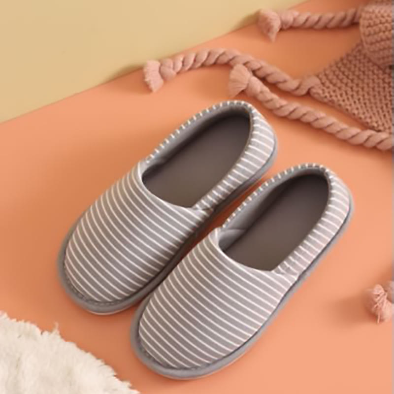 Gestreifte Slipper-Socken in Übergröße