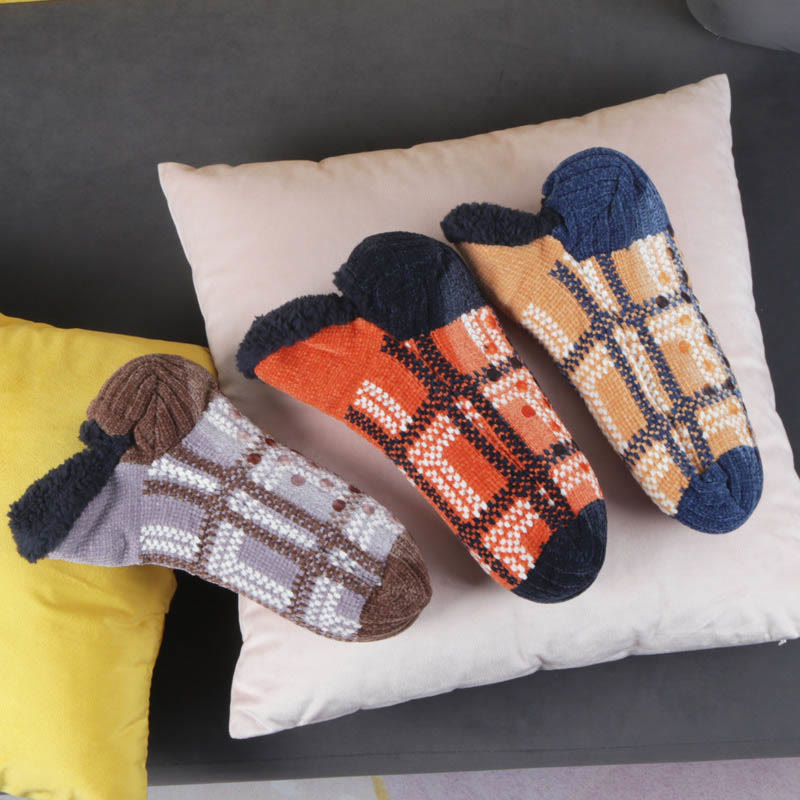 Übergrößen-Hausschuhsocken mit Gittermuster - image 6