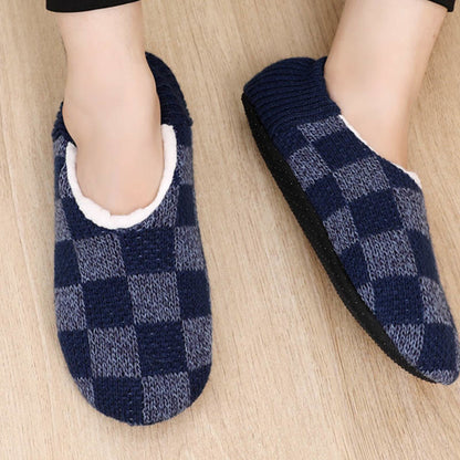 Karierte Slipper-Socken in Übergröße