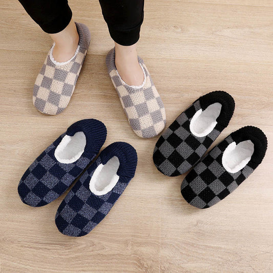 Karierte Slipper-Socken in Übergröße