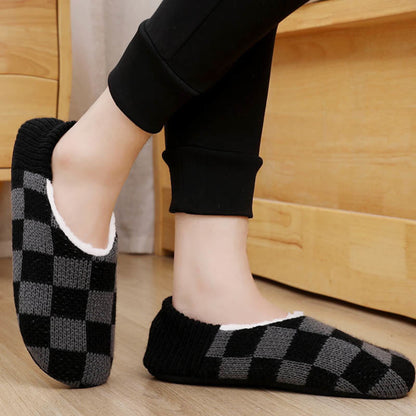 Karierte Slipper-Socken in Übergröße