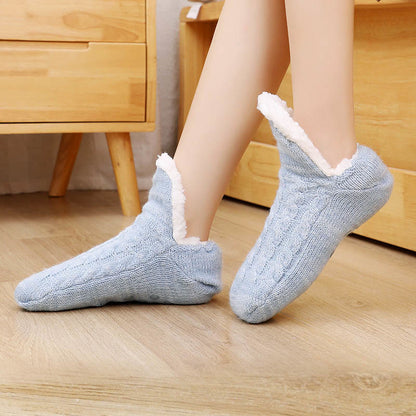 Plüsch-Slipper-Socken in Übergröße