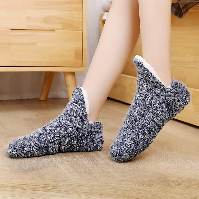 Plüsch-Slipper-Socken in Übergröße - Marineblau - EU40-43 (US7-9) - image 4