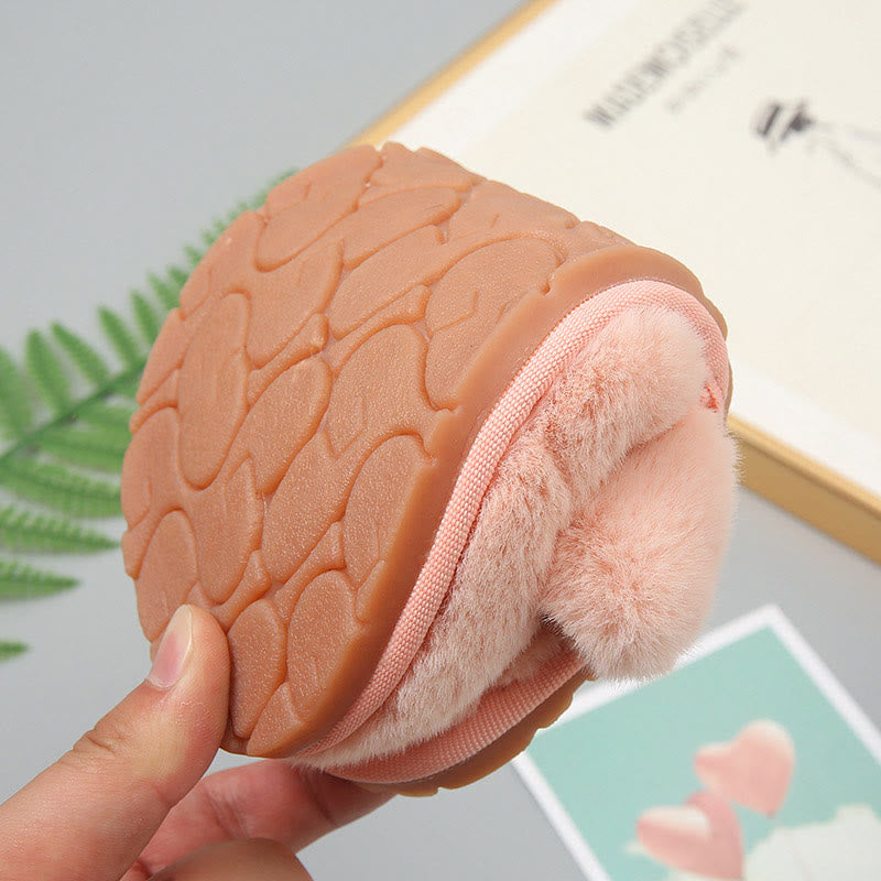 Flauschige Hausschuhe in Übergröße - image 9