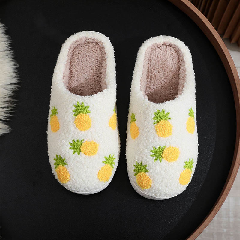 Hausschuhe mit Fruchtmuster in Übergröße - Ananas - EU 44-45 (US 10-11) - image 2