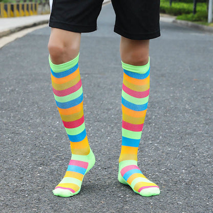 Kniestrümpfe mit Regenbogenstreifen (6 Paar) - image 3