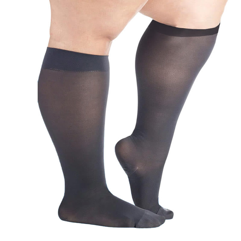 Transparente Kompressionsstrümpfe in Übergröße - image 7