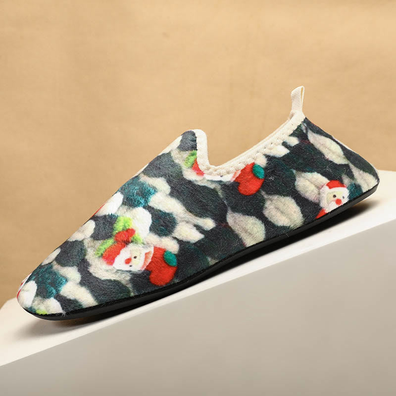 Weihnachtsmann-Hausschuhsocken in Übergröße
