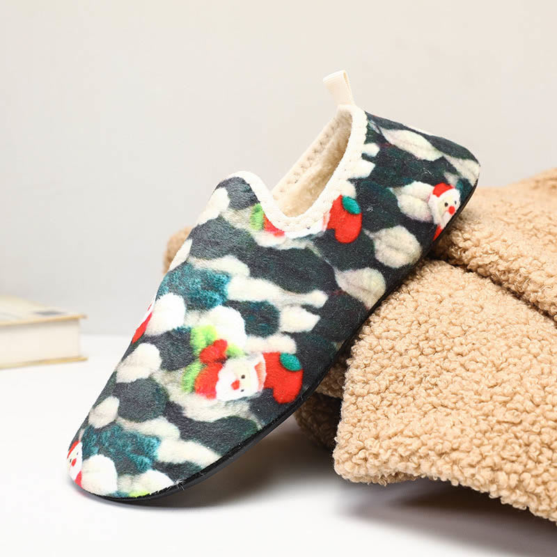 Weihnachtsmann-Hausschuhsocken in Übergröße