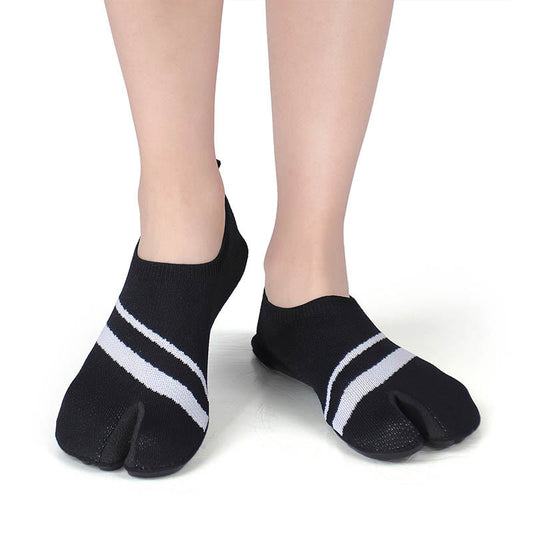 Gestreifte Slipper-Socken mit geteilter Zehenpartie in Übergröße