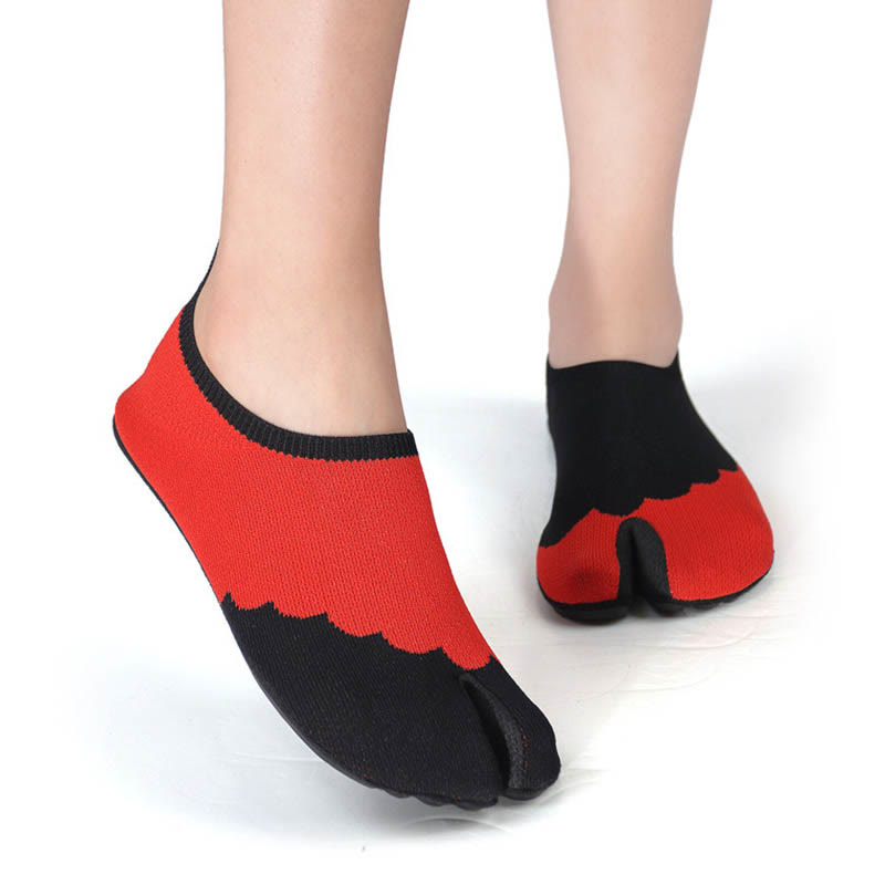 Schwimmsocken mit geteilter Zehenpartie in Übergröße - image 1